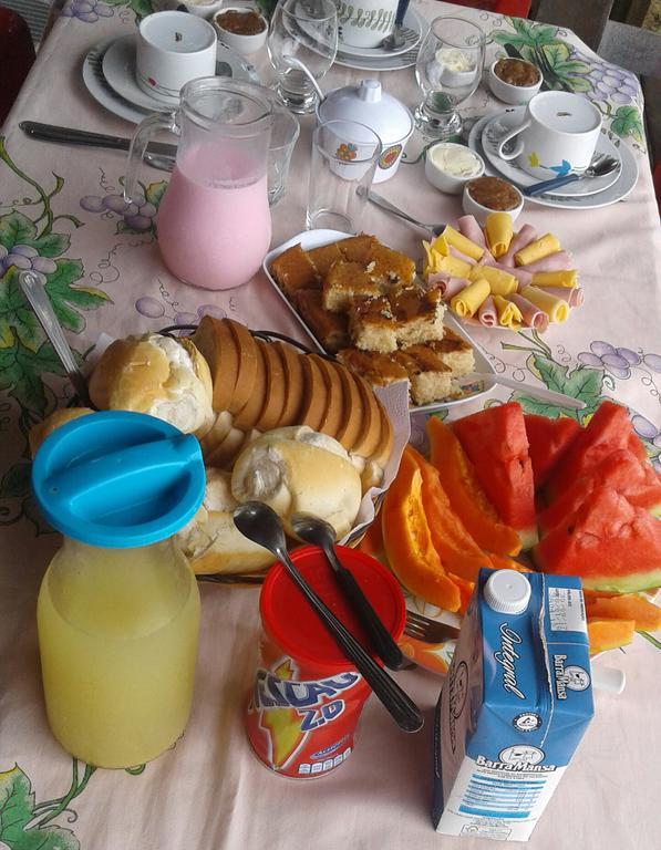 Praia de Araçatiba Nena'S Suites מראה חיצוני תמונה
