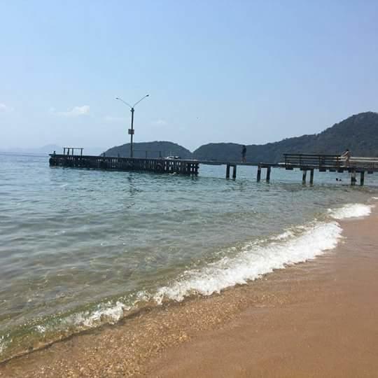 Praia de Araçatiba Nena'S Suites מראה חיצוני תמונה